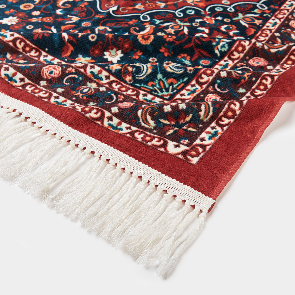 slowtide-haven-beach-towel-burgundy image 6