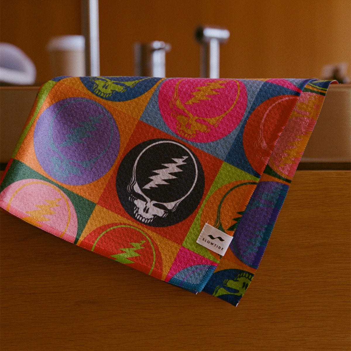 slowtide-steal-your-face-quick-dry-kitchen-towel-grateful-dead-x-slowtide image 4