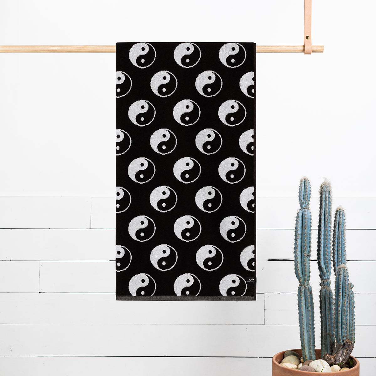 slowtide-sun-moon-premium-woven-towel image 8