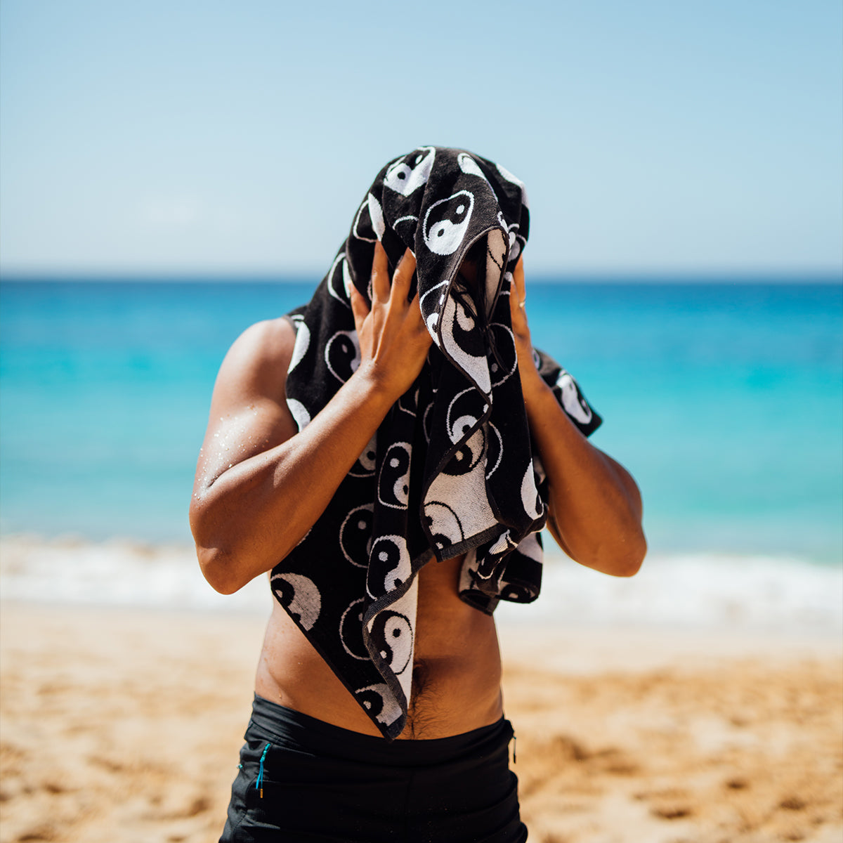 slowtide-sun-moon-premium-woven-towel image 3