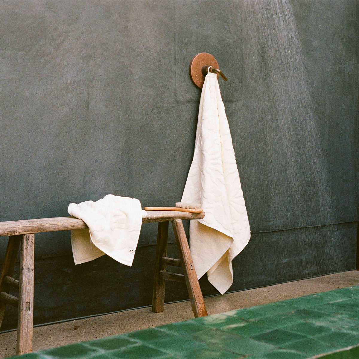 slowtide-sunny-sculpted-hand-towel-cream image 6