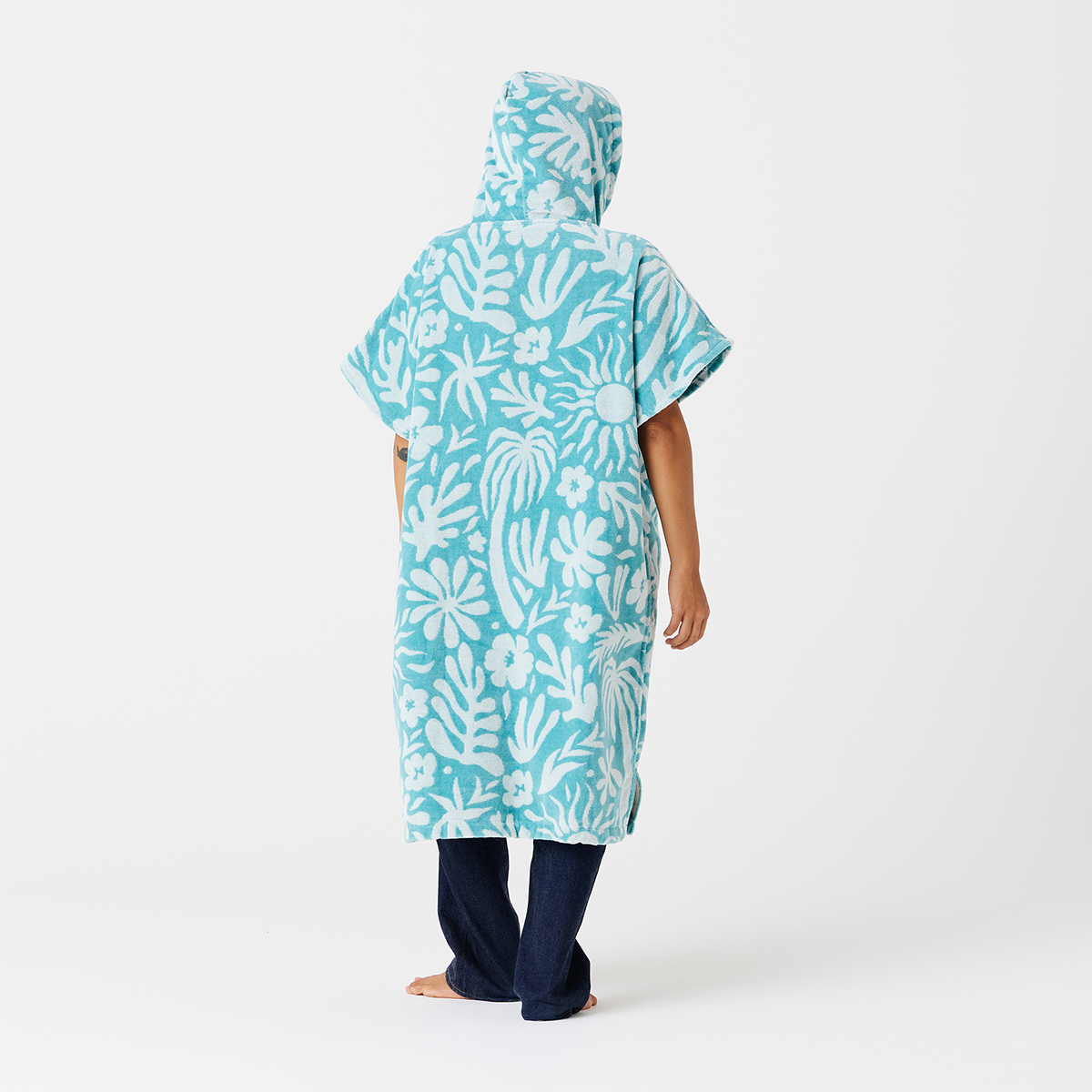 slowtide-sunny-extra-warm-poncho-sky-blue image 5