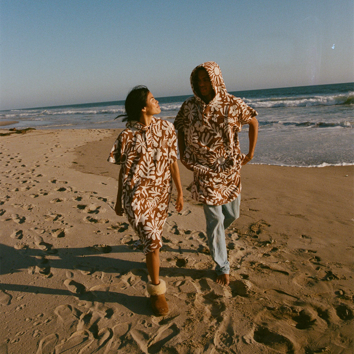 slowtide-sunny-extra-warm-poncho-toast image 5