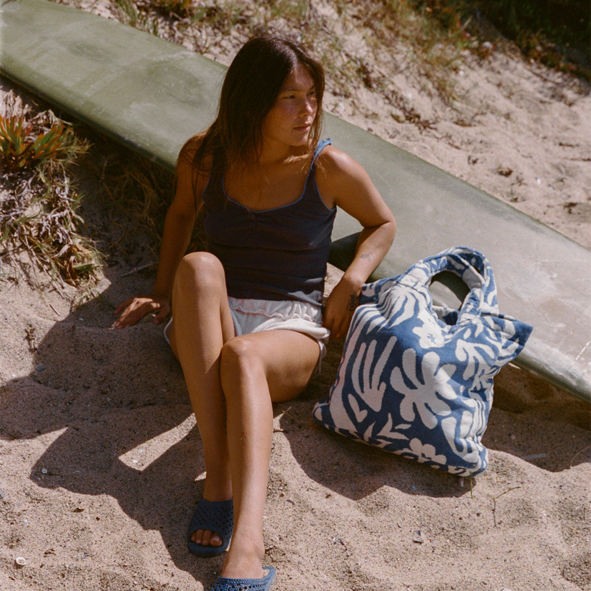 slowtide-sunny-terry-tote-dusty-blue image 2