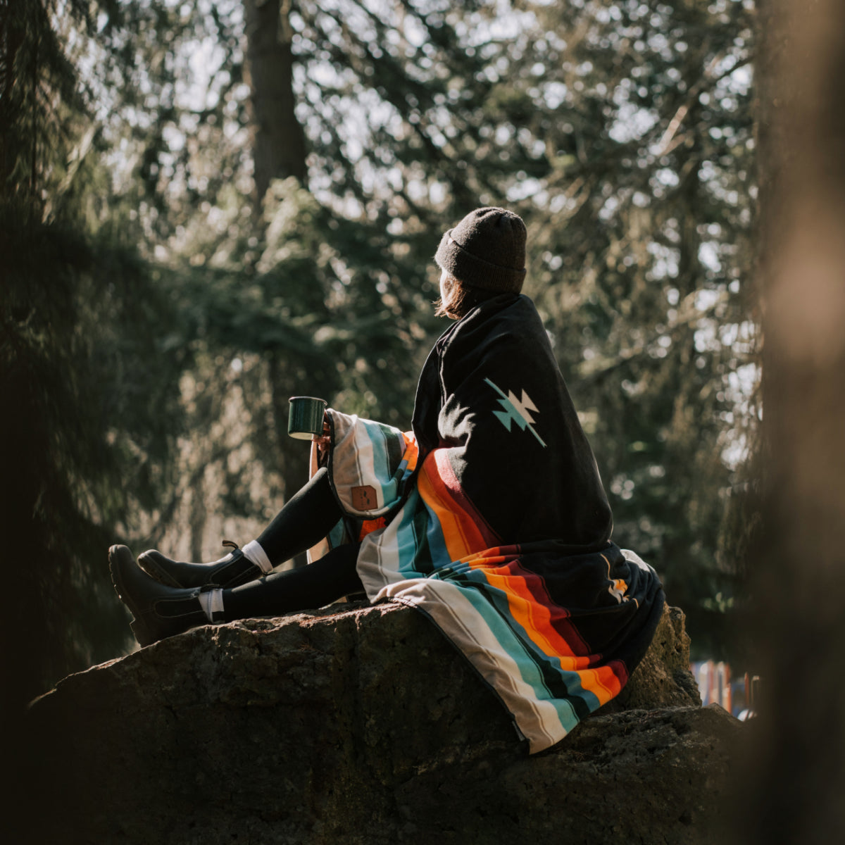 slowtide-valen-camp-blanket image 7