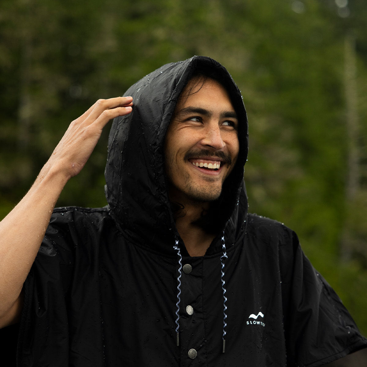 slowtide-waterproof-changing-poncho image 8