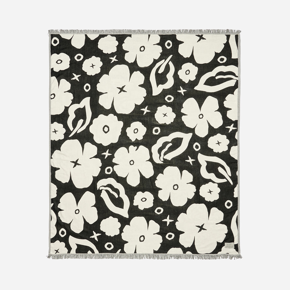 slowtide-xoxo-driftweave-beach-blanket-black-coco-ho-x-slowtide image 1